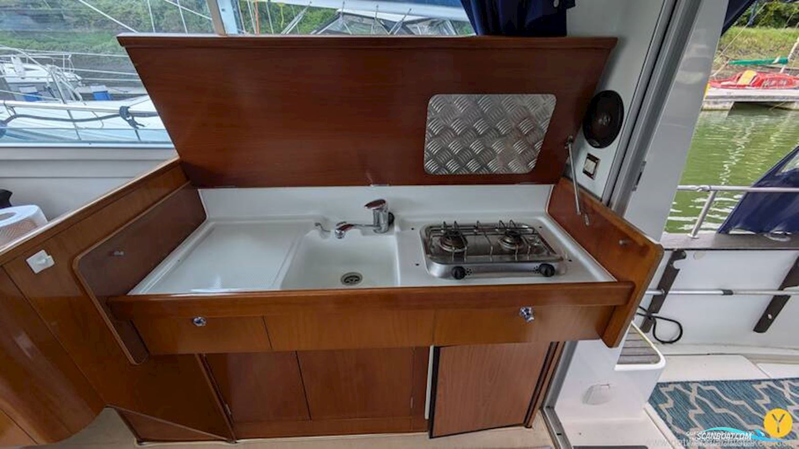 Beneteau Antares Serie 9