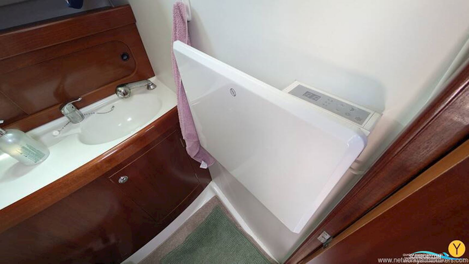 Beneteau Antares Serie 9