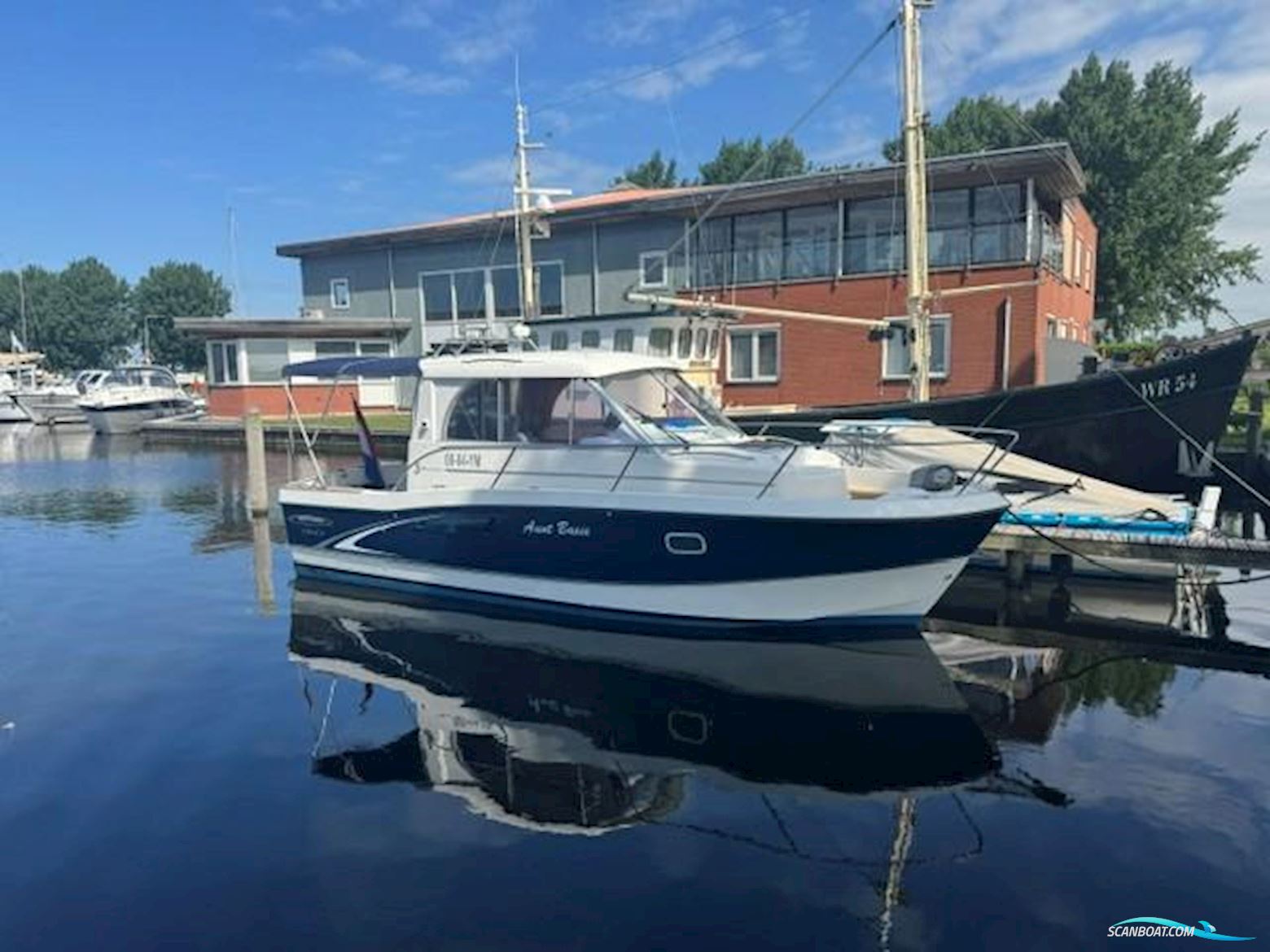 Beneteau Antaris 760