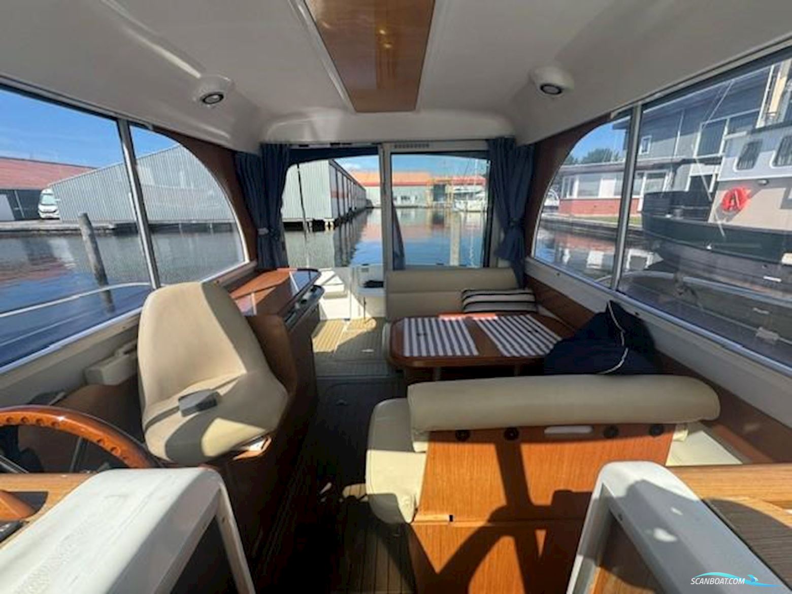Beneteau Antaris 760
