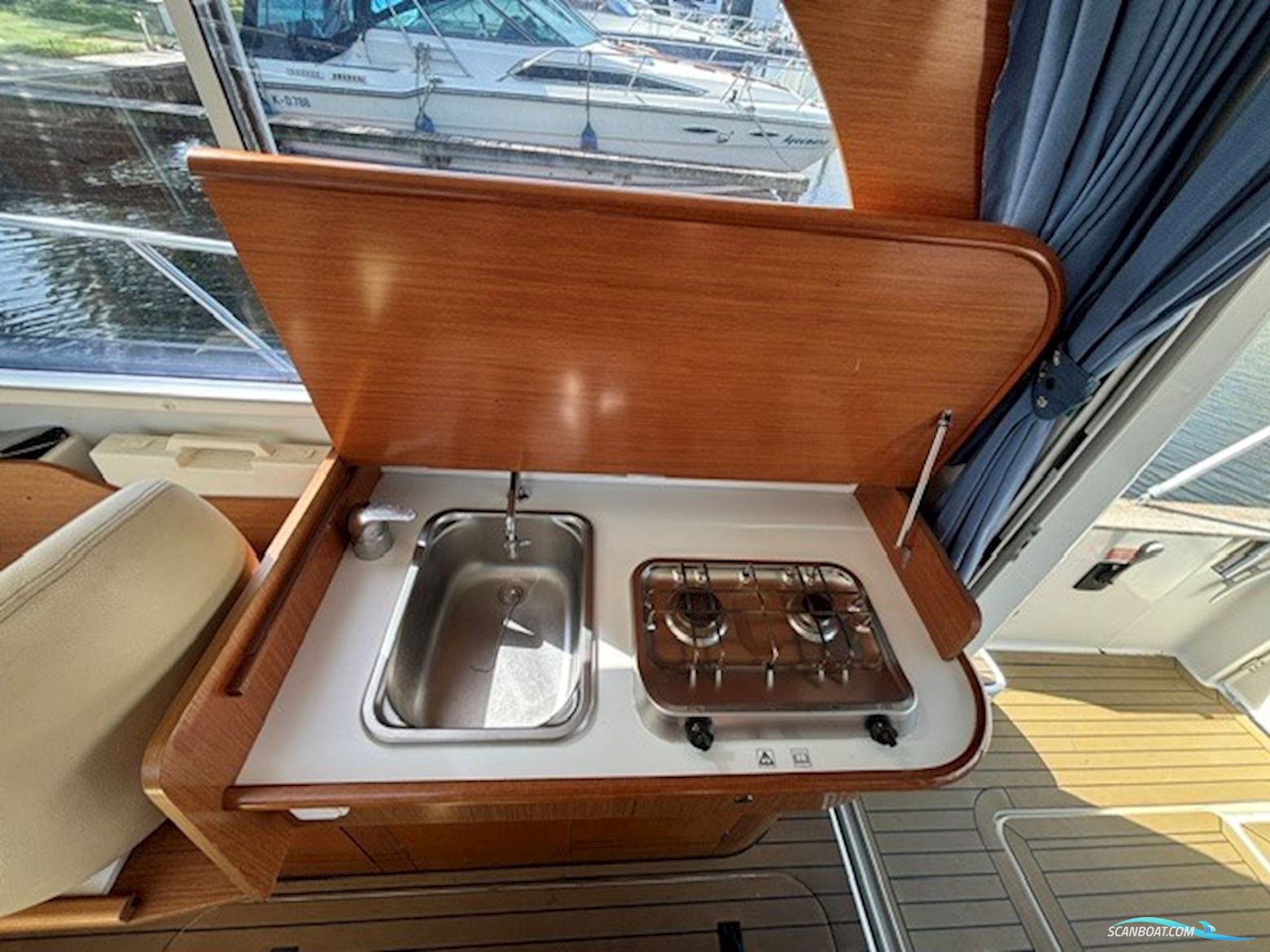 Beneteau Antaris 760