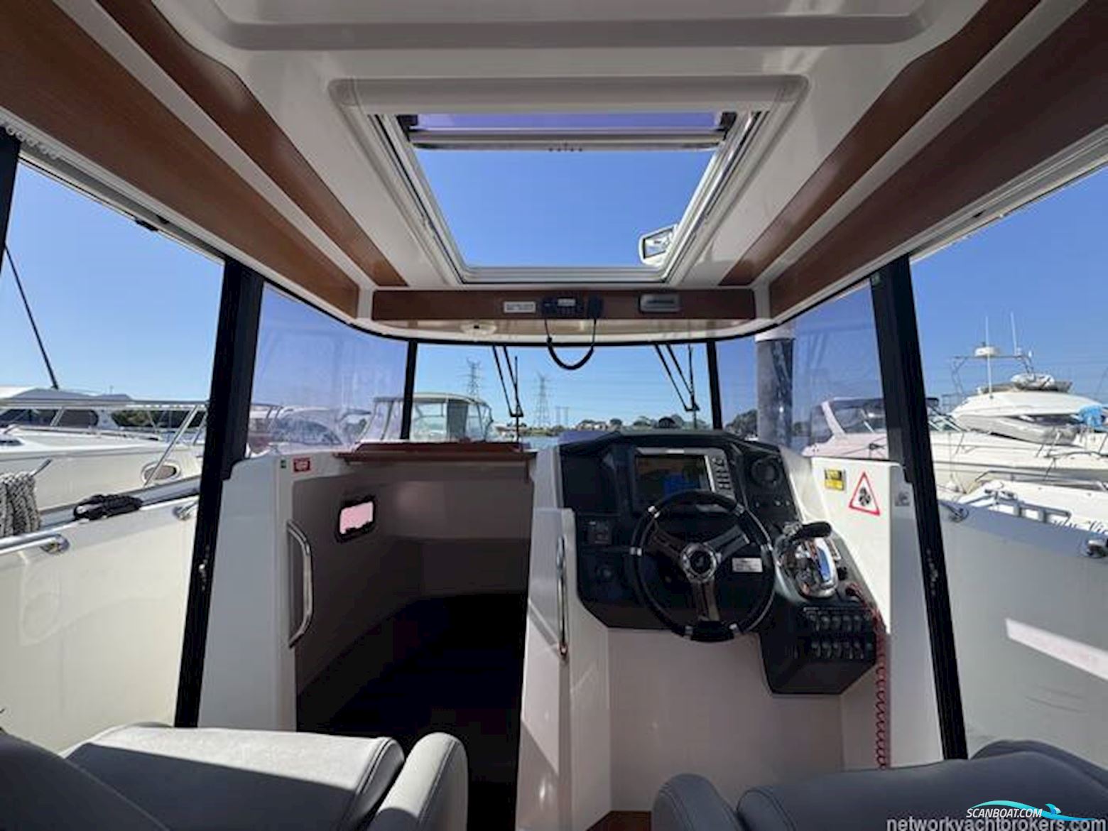 Beneteau Barracuda 9