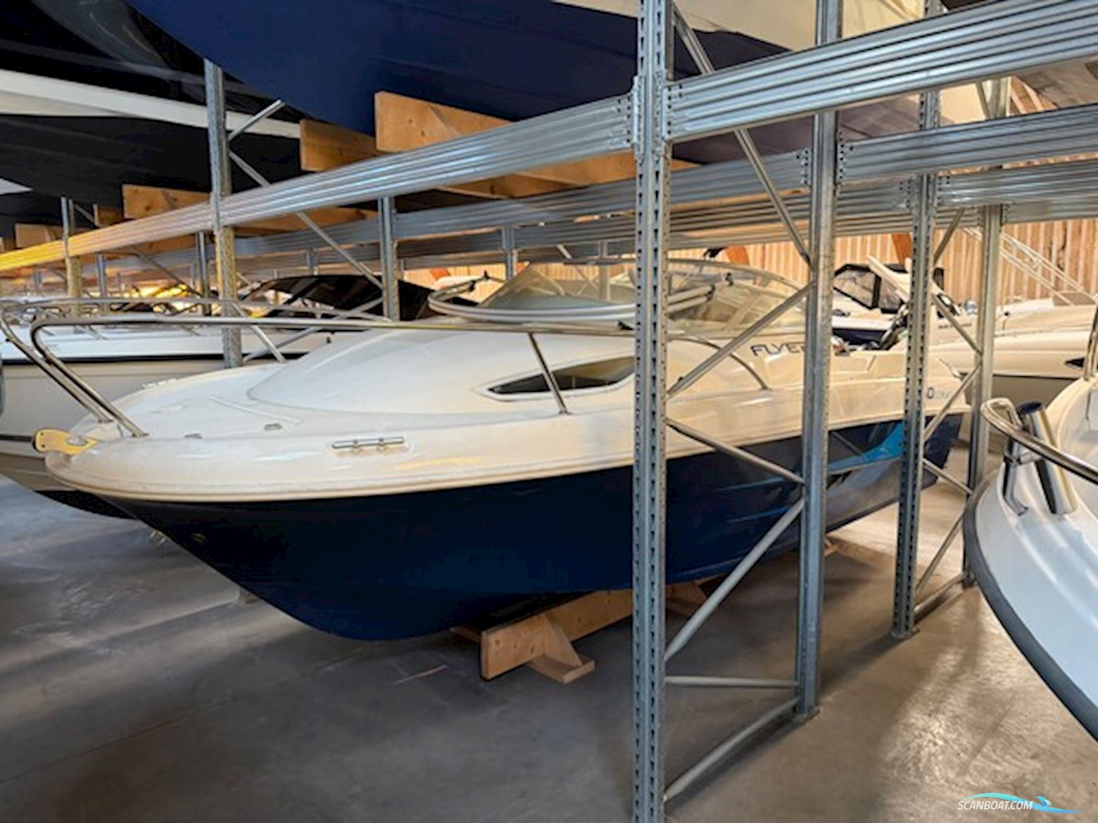 Beneteau Flyer 550 Cabin med trailer og næsten ny Mercury motor – klar til sæsonen