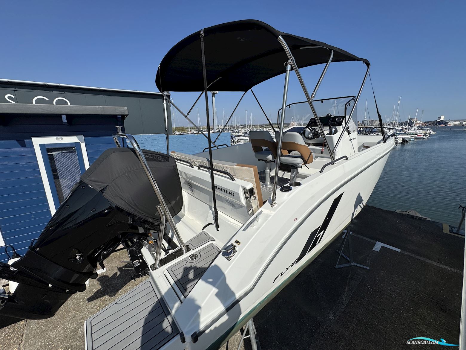Beneteau Flyer 7 Spacedeck
