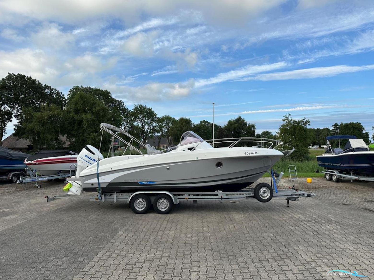 Beneteau Flyer 750 Motorboat 2012, with Suzuki engine, The Netherlands