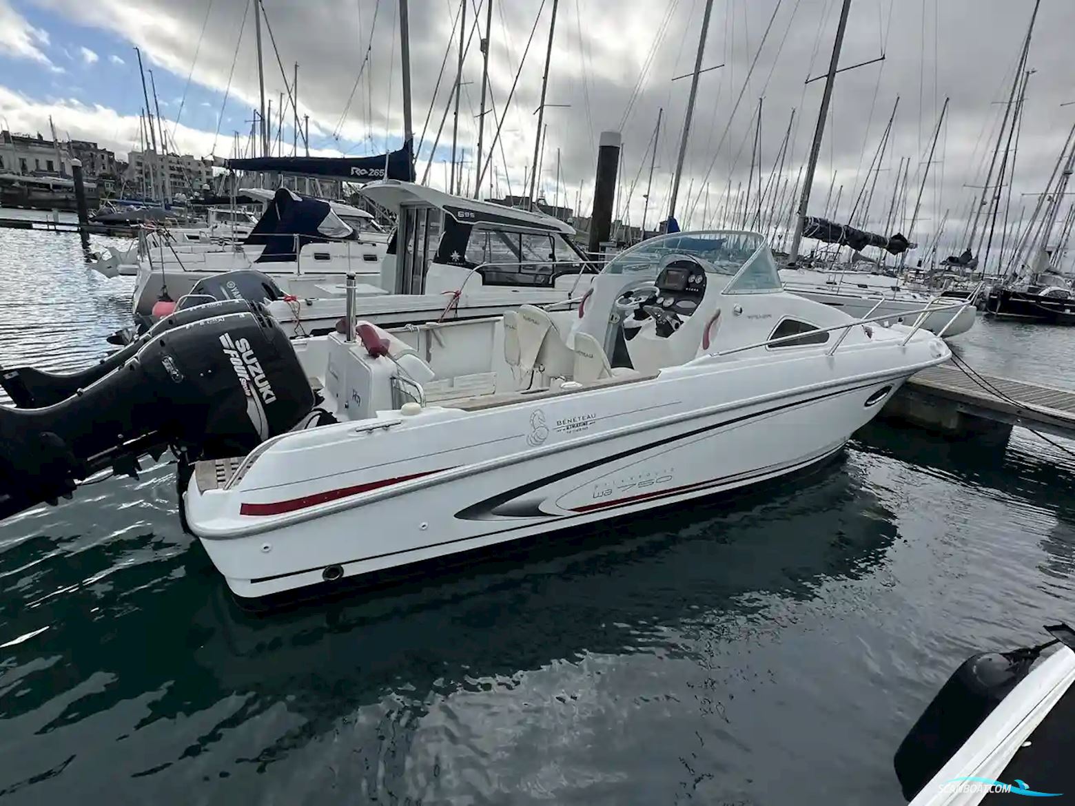 Beneteau Flyer 750 Sun Deck