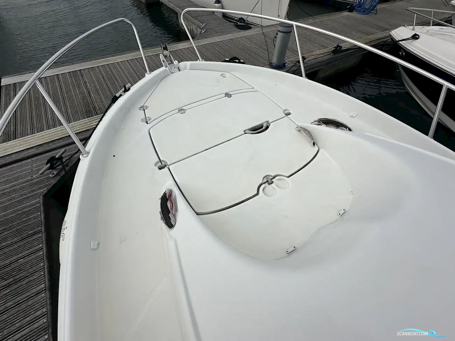 Beneteau Flyer 750 Sun Deck