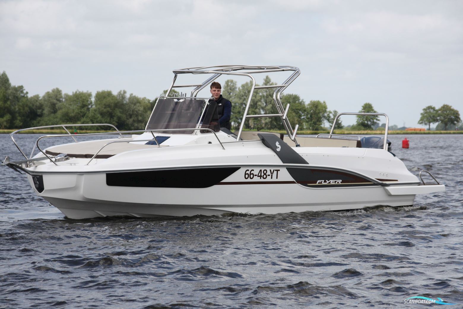 Bénéteau Flyer 7.7 Sundeck