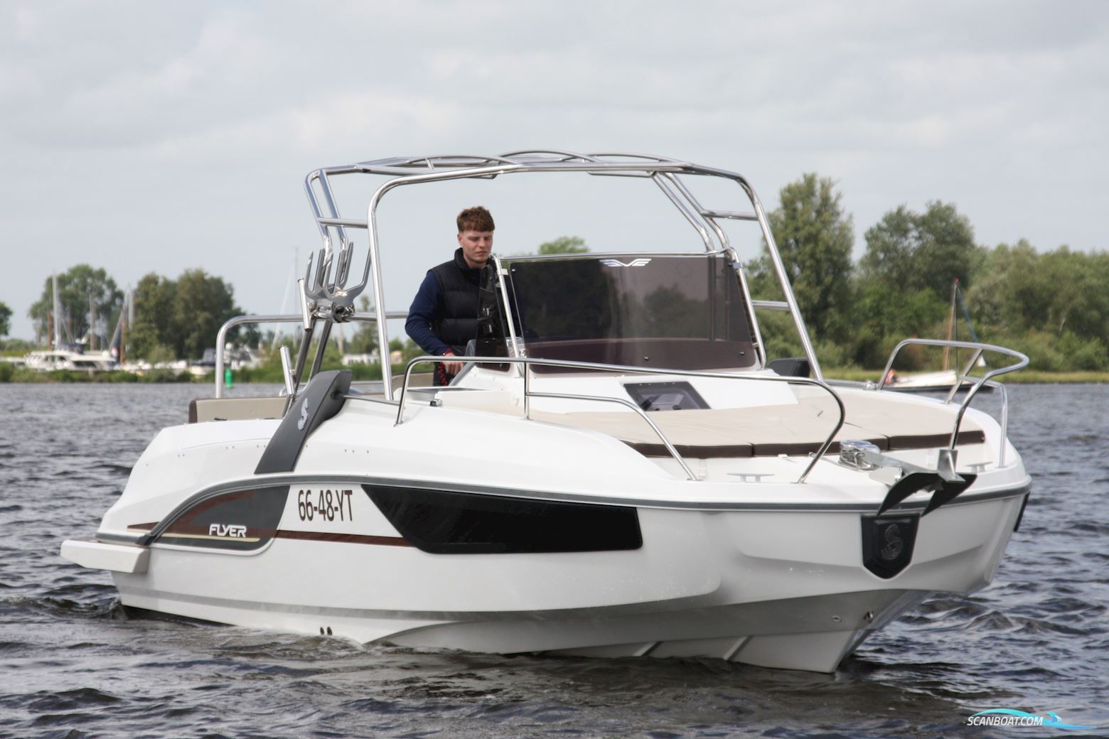 Bénéteau Flyer 7.7 Sundeck