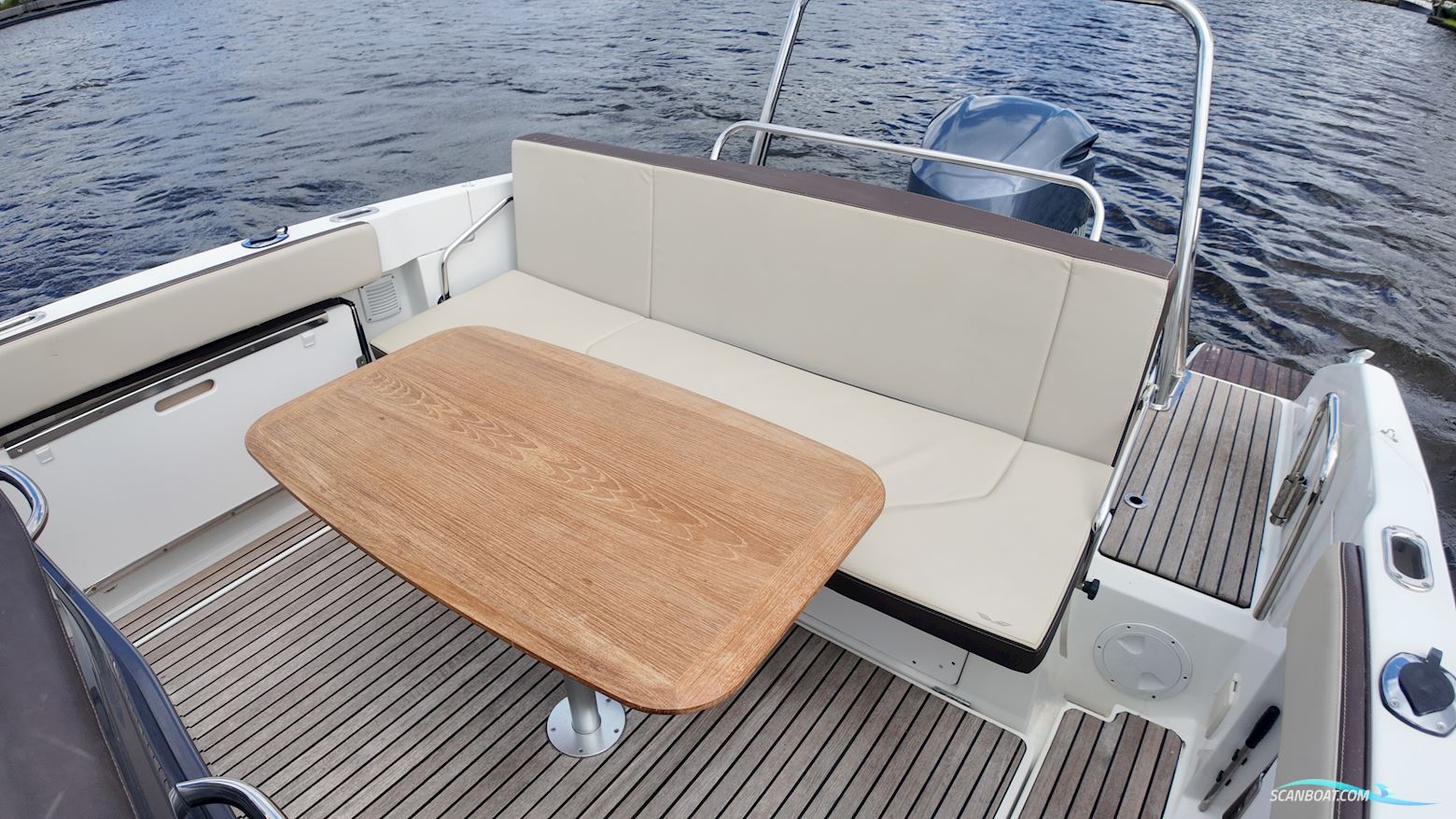 Bénéteau Flyer 7.7 Sundeck