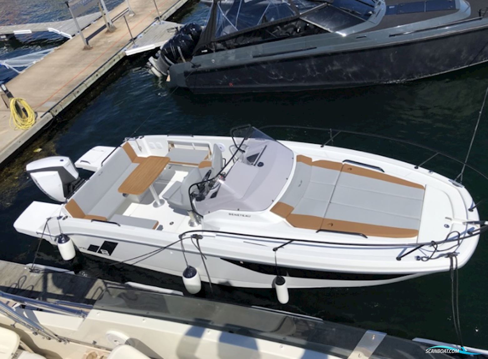 Beneteau Flyer 8 Sundeck