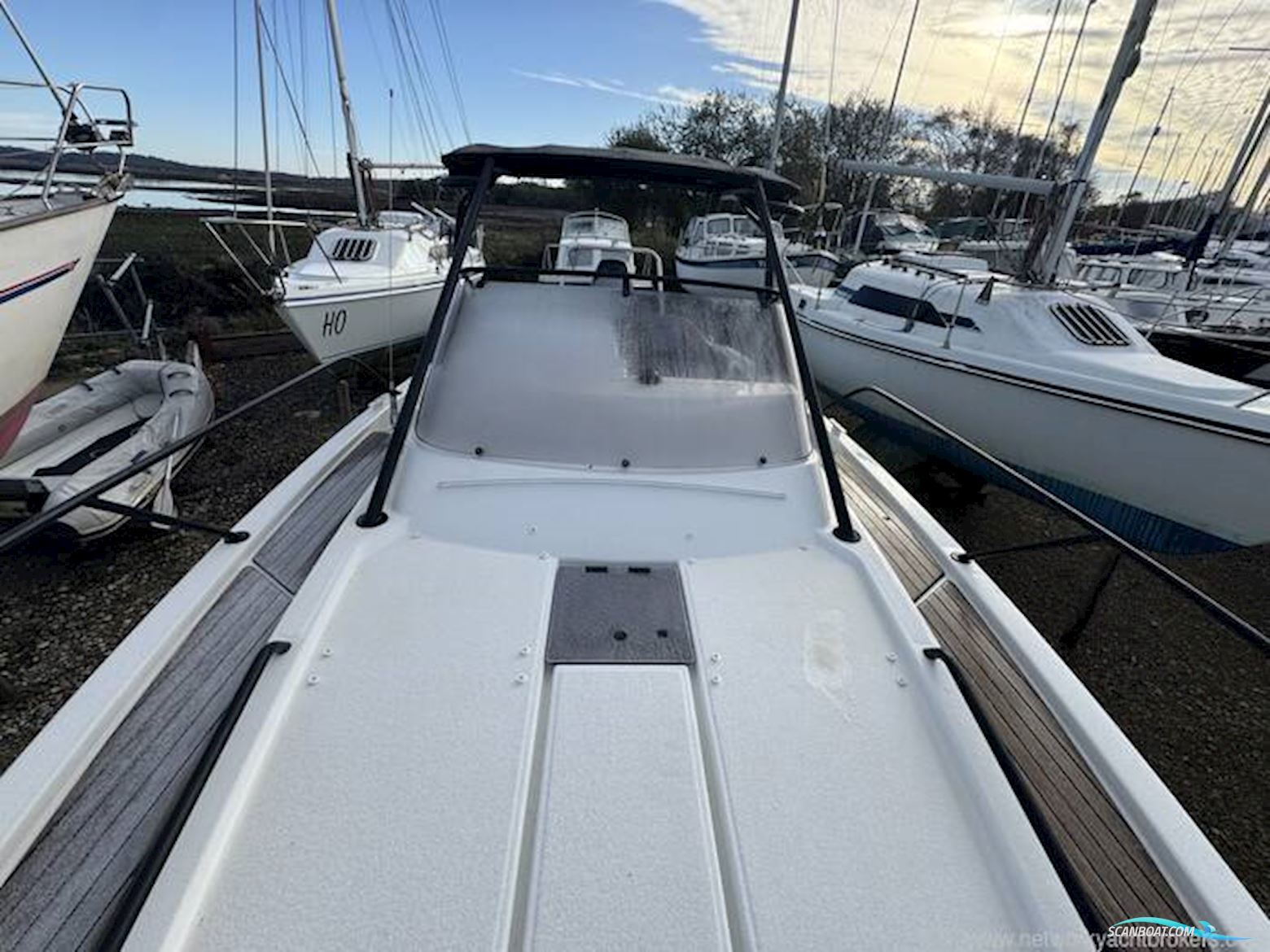Beneteau Flyer 8 Sundeck