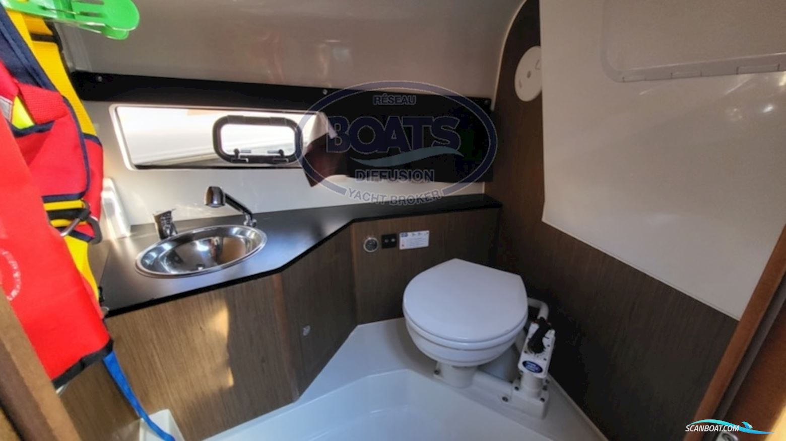 Beneteau Flyer 8.8 Sundeck