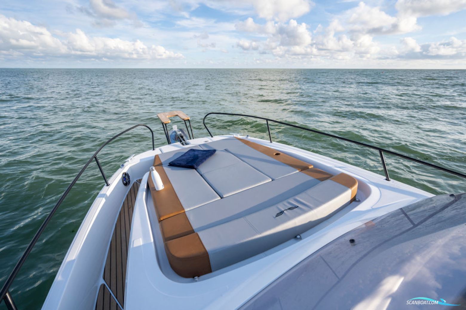 Beneteau Flyer 9 SUNdeck