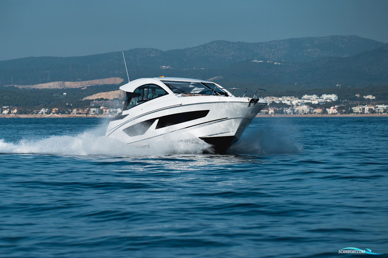 Beneteau Gran Turismo 32 OB – SOLGT