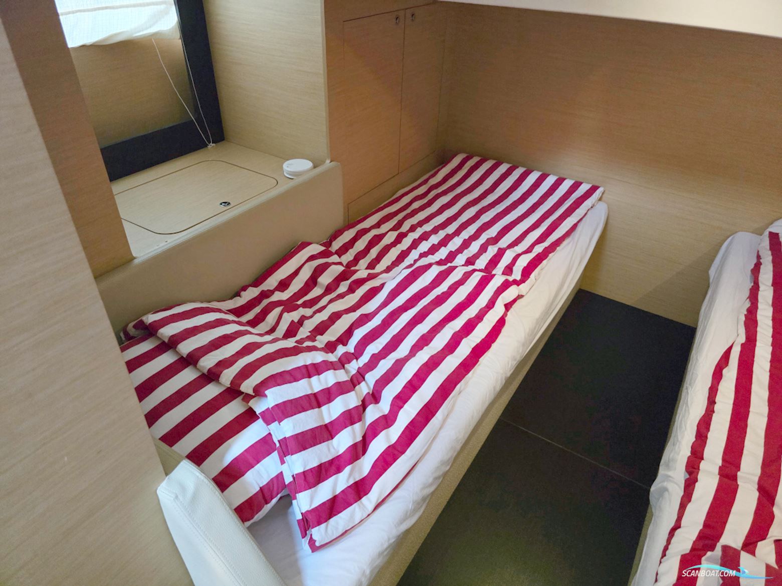 Beneteau Monte Carlo 37 SC Volvo Penta D4-260 EVC