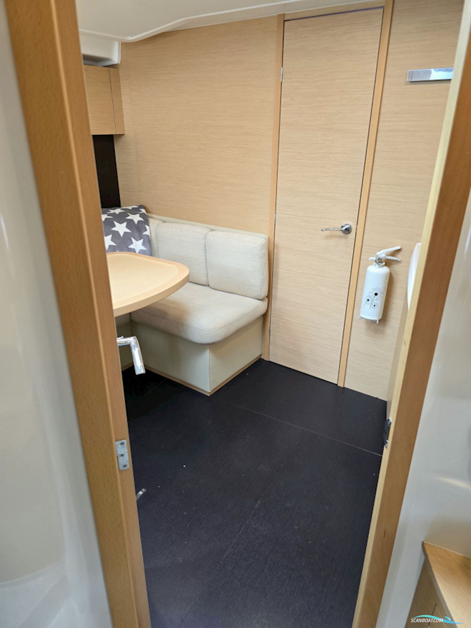 Beneteau Monte Carlo 37 SC Volvo Penta D4-260 EVC