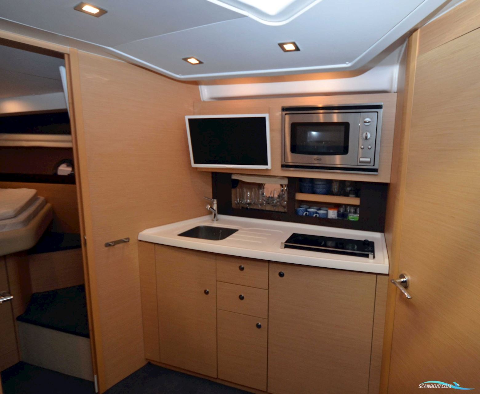 Beneteau Monte Carlo 37