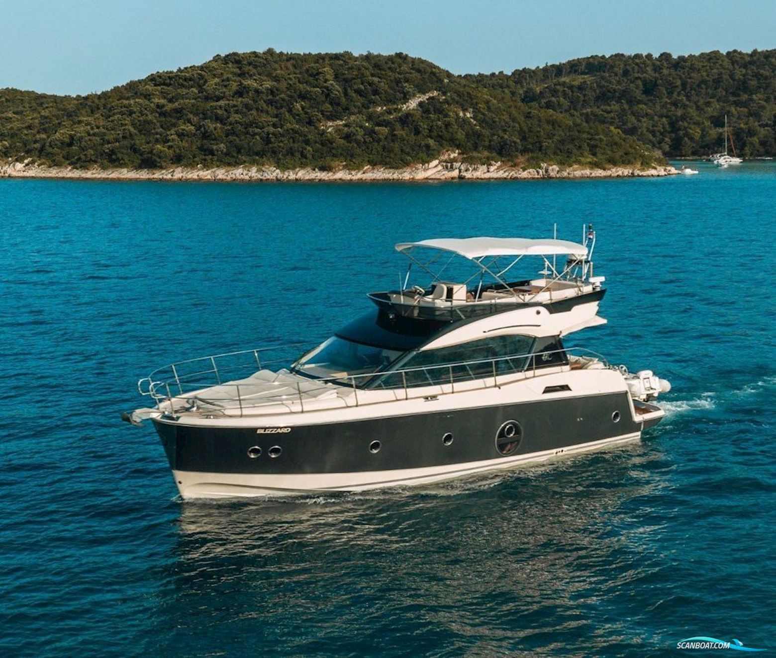 Beneteau Monte Carlo 5 - 2014 Motorboat 2014, with Volvo Penta D6 Ips 600 engine, Croatia