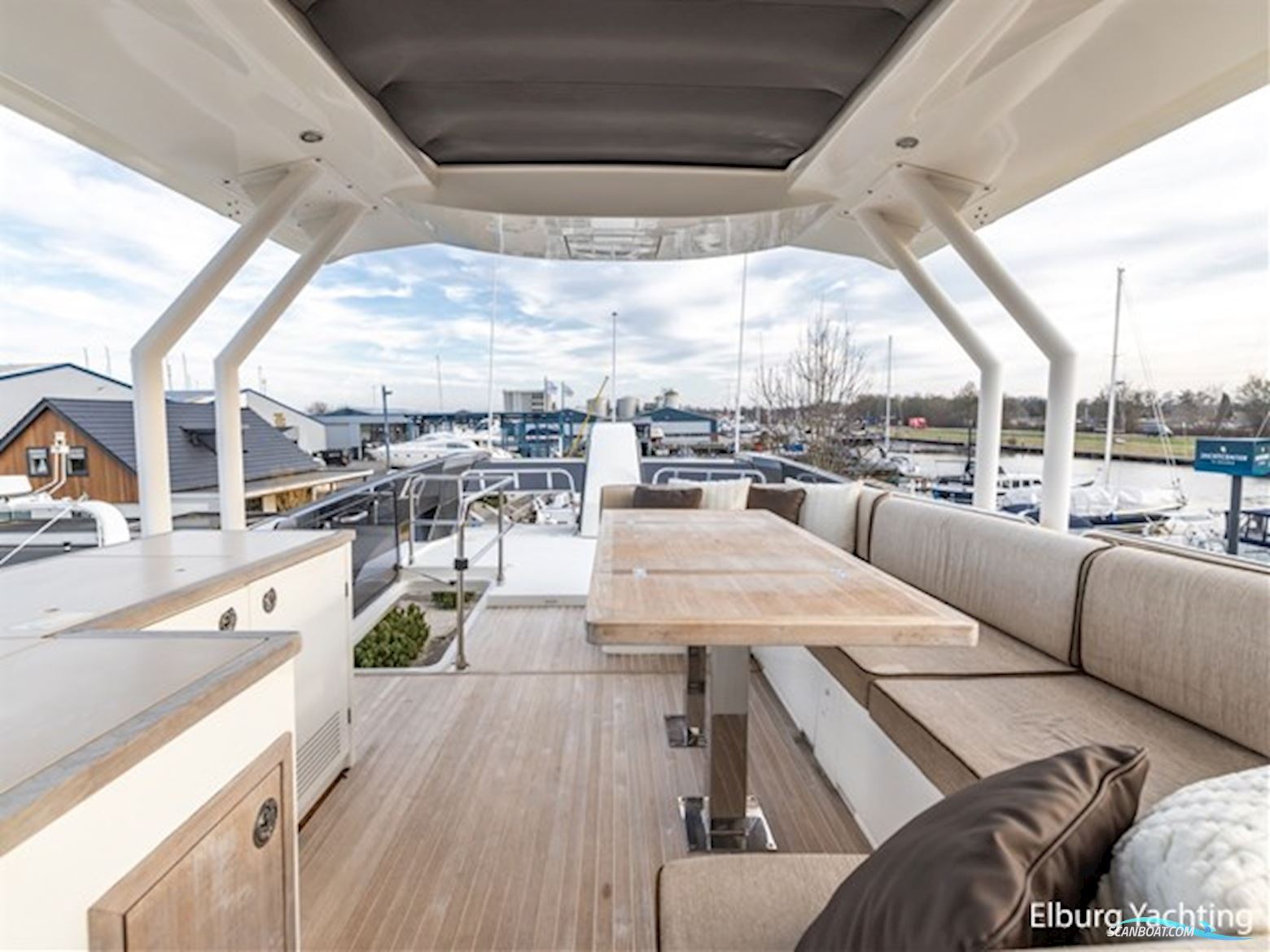 Beneteau Monte Carlo 6