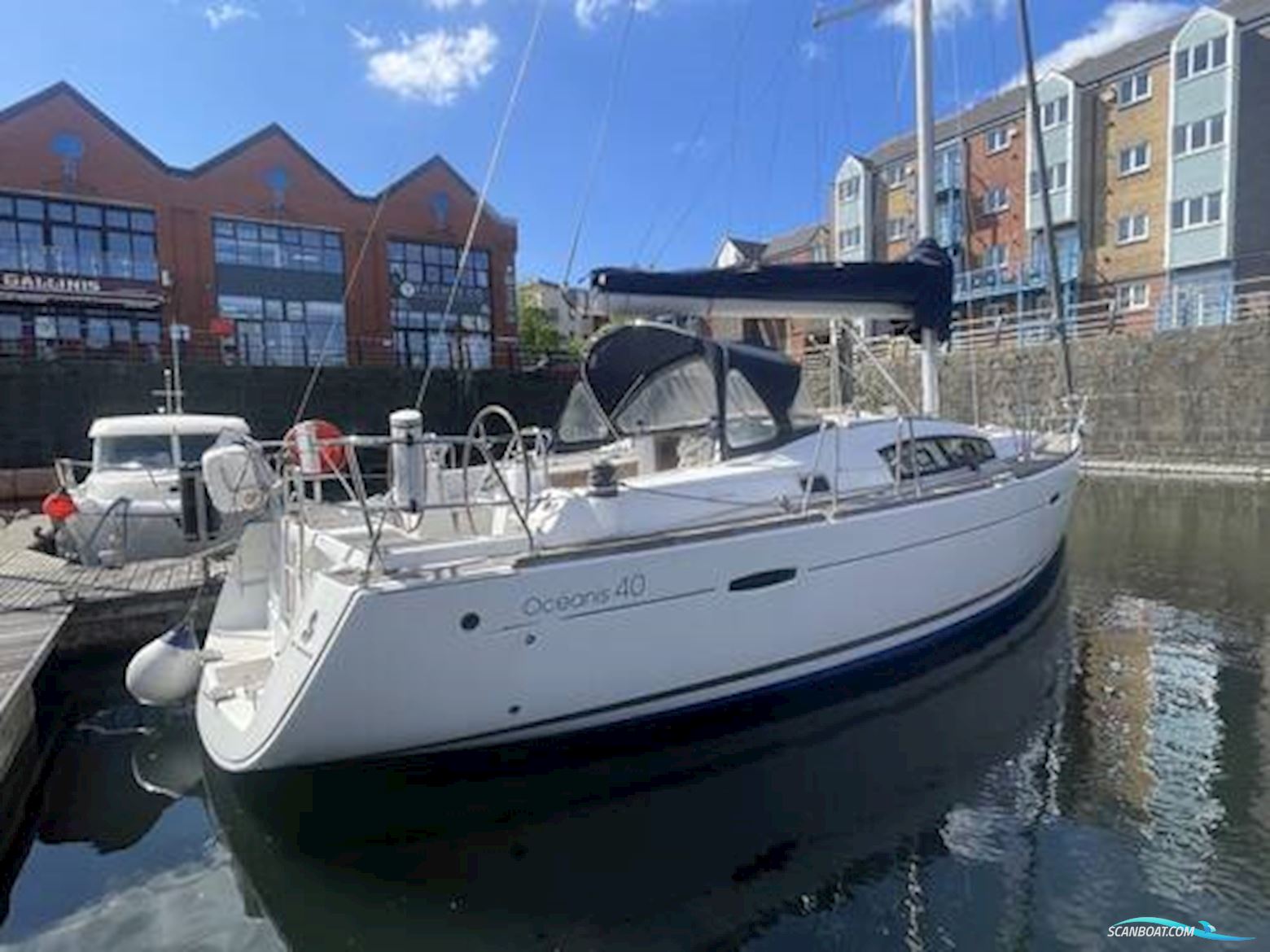Beneteau Oceanis 40 Motorboat 2008, with Yanmar 3JH4E engine, United Kingdom