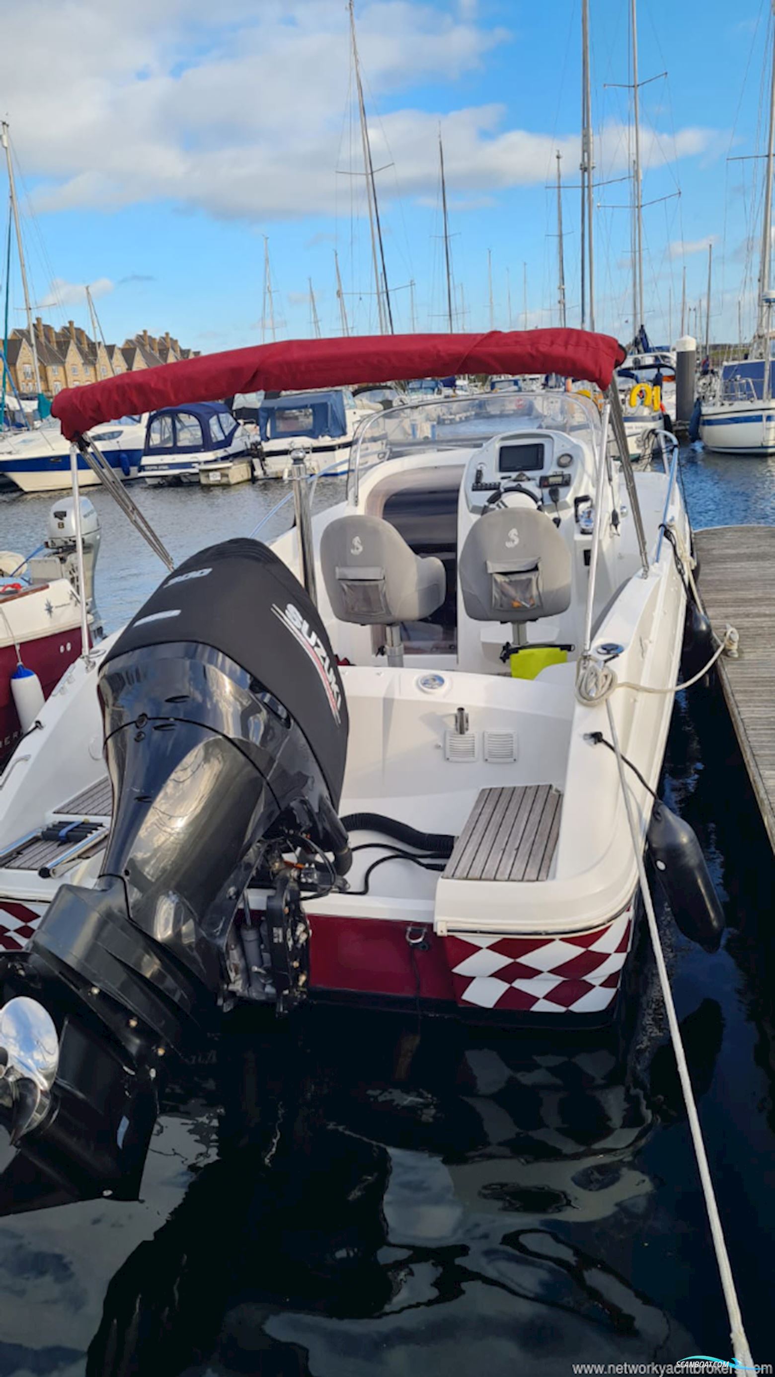 Beneteau Rubis 750 Flyer Sun deck