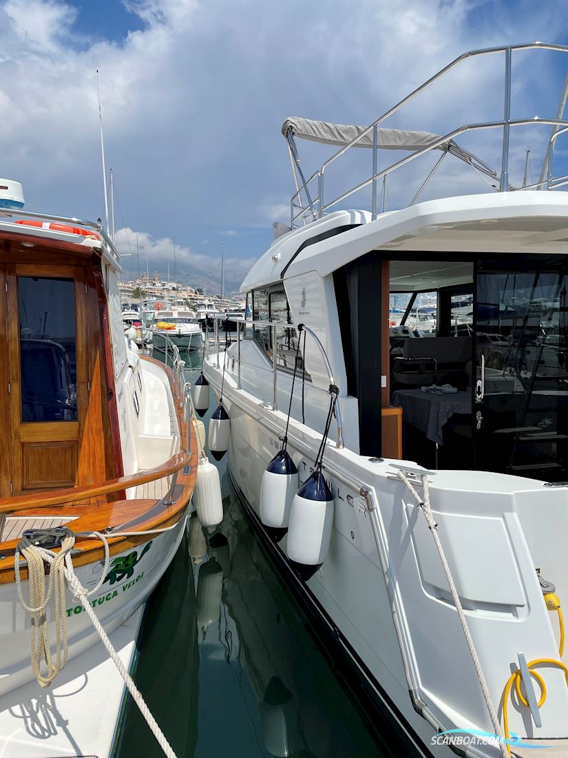 Beneteau Swift Trawler 30 - Reserved