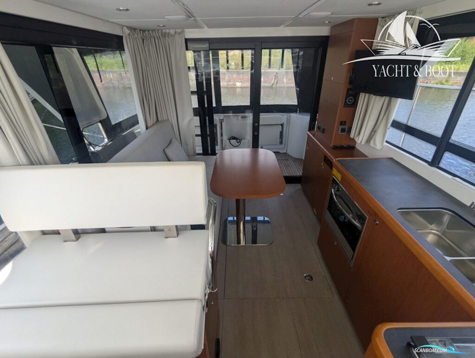 Beneteau Swift Trawler 30
