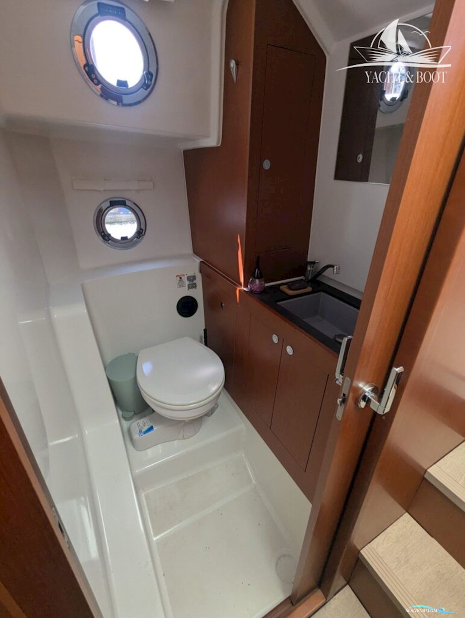 Beneteau Swift Trawler 30