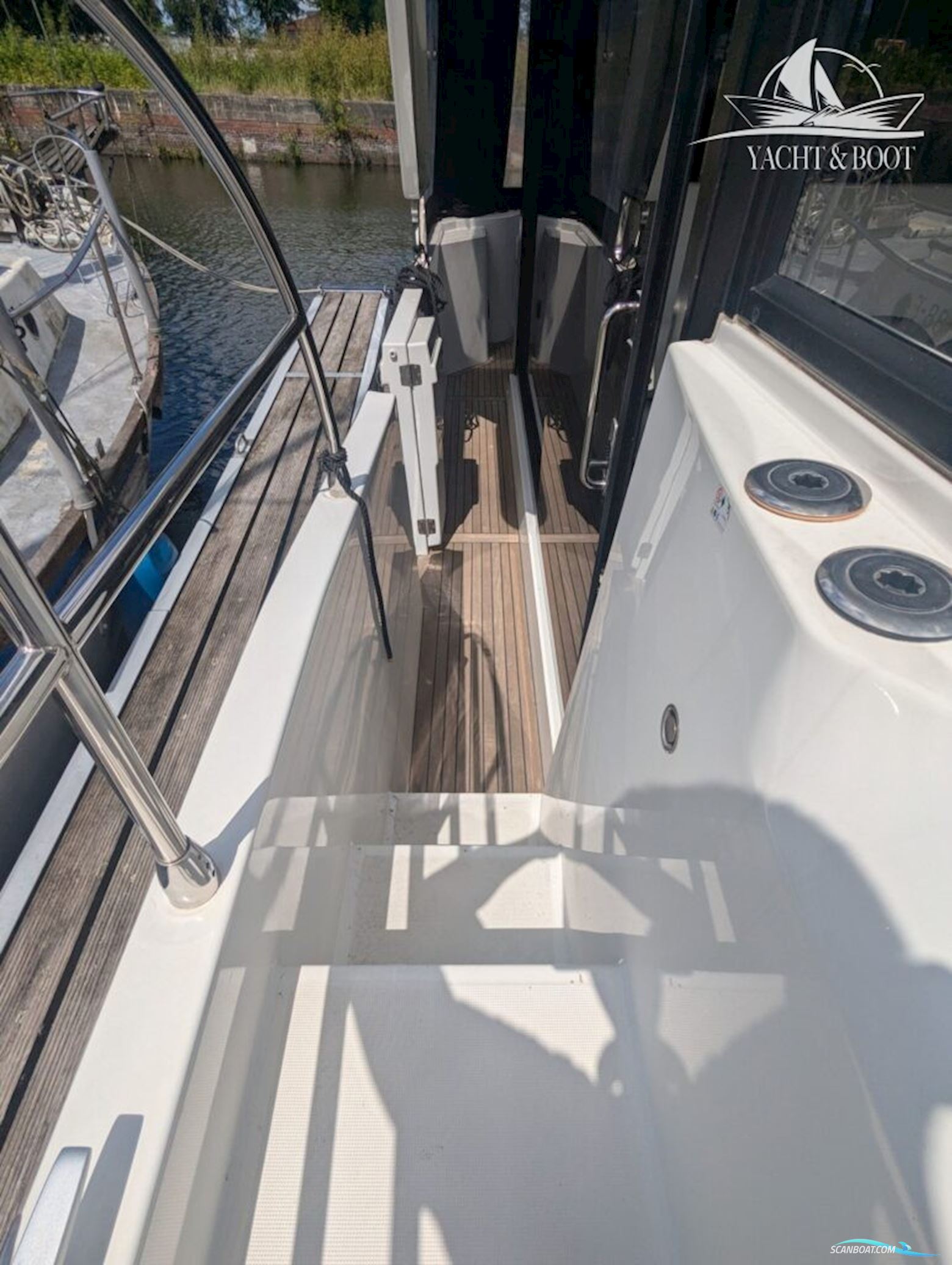 Beneteau Swift Trawler 30