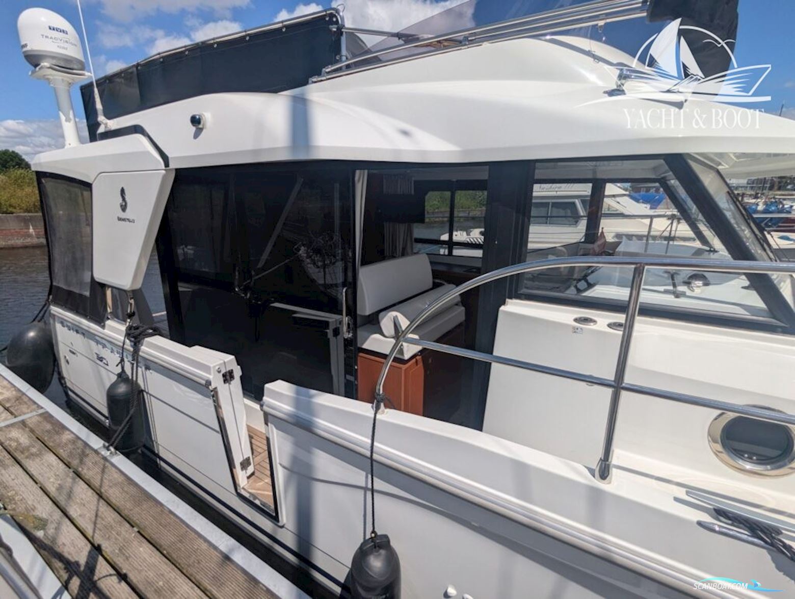 Beneteau Swift Trawler 30