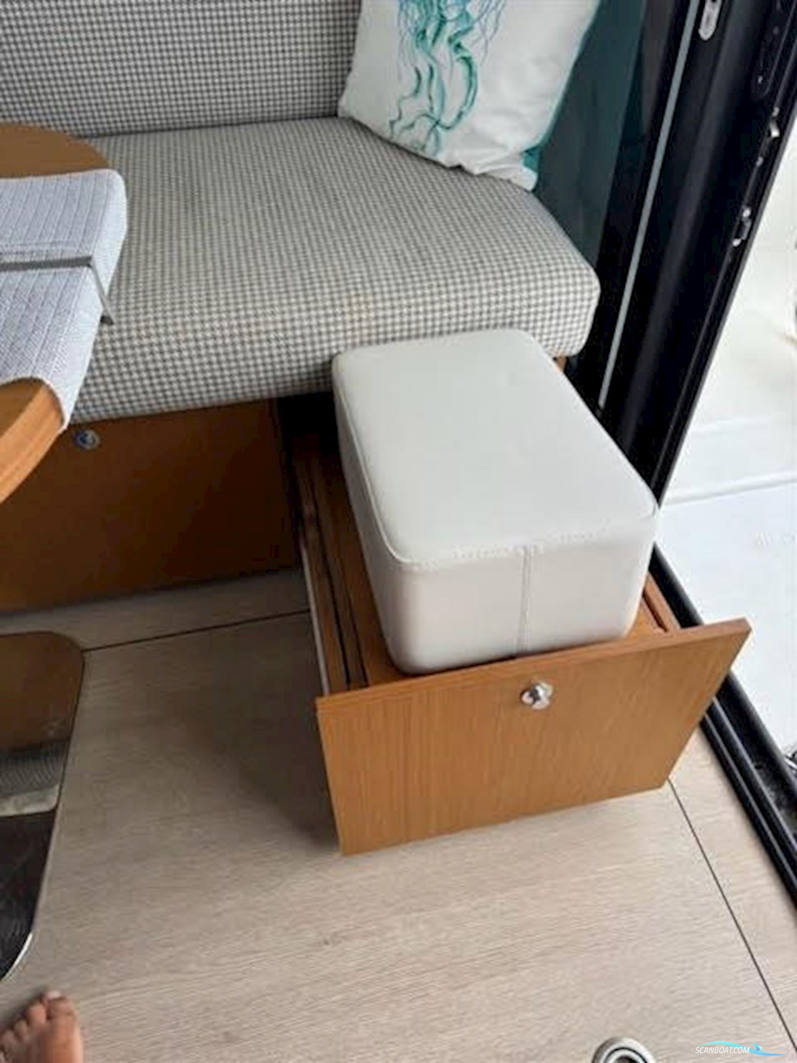 Beneteau Swift Trawler 30