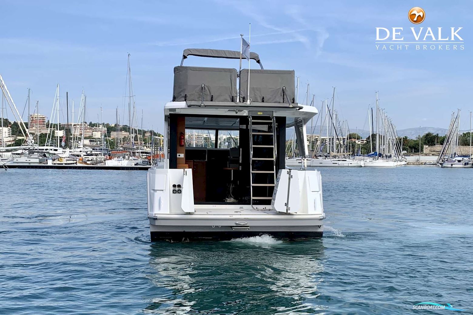 Beneteau Swift Trawler 30