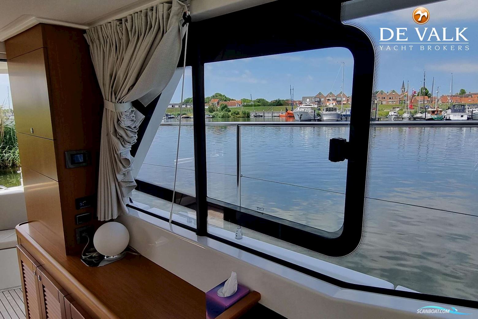 Beneteau Swift Trawler 35
