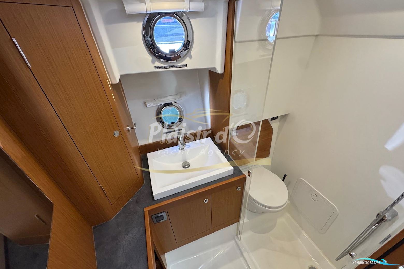 Beneteau Swift Trawler 35