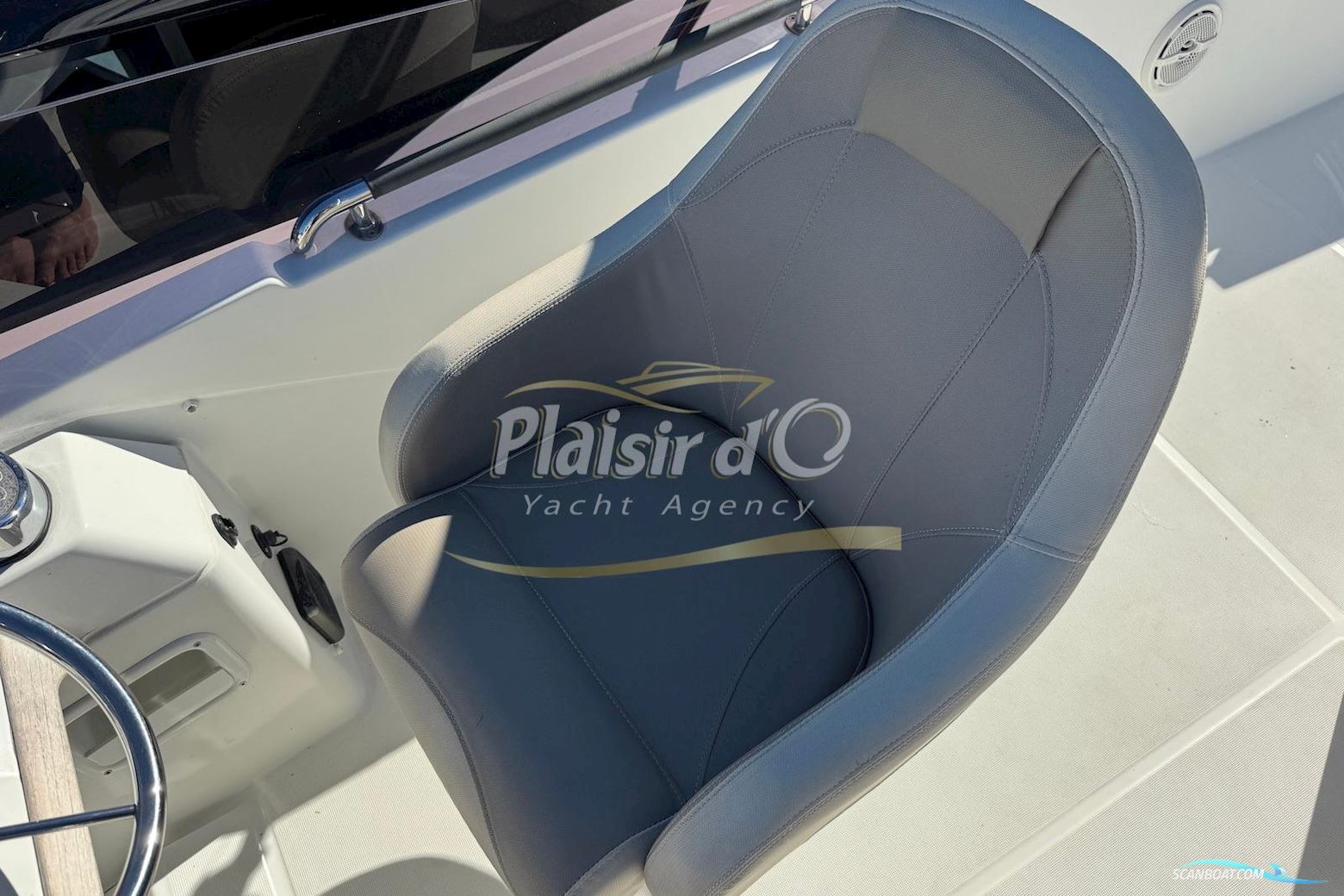 Beneteau Swift Trawler 35