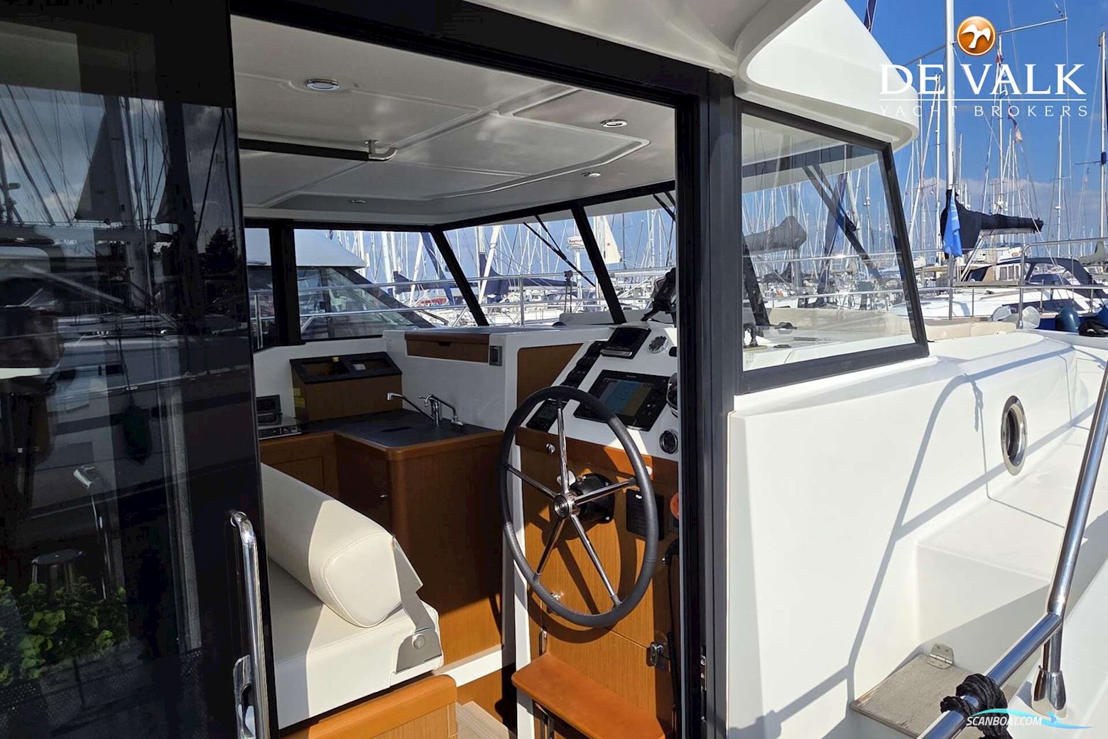 Beneteau Swift Trawler 35