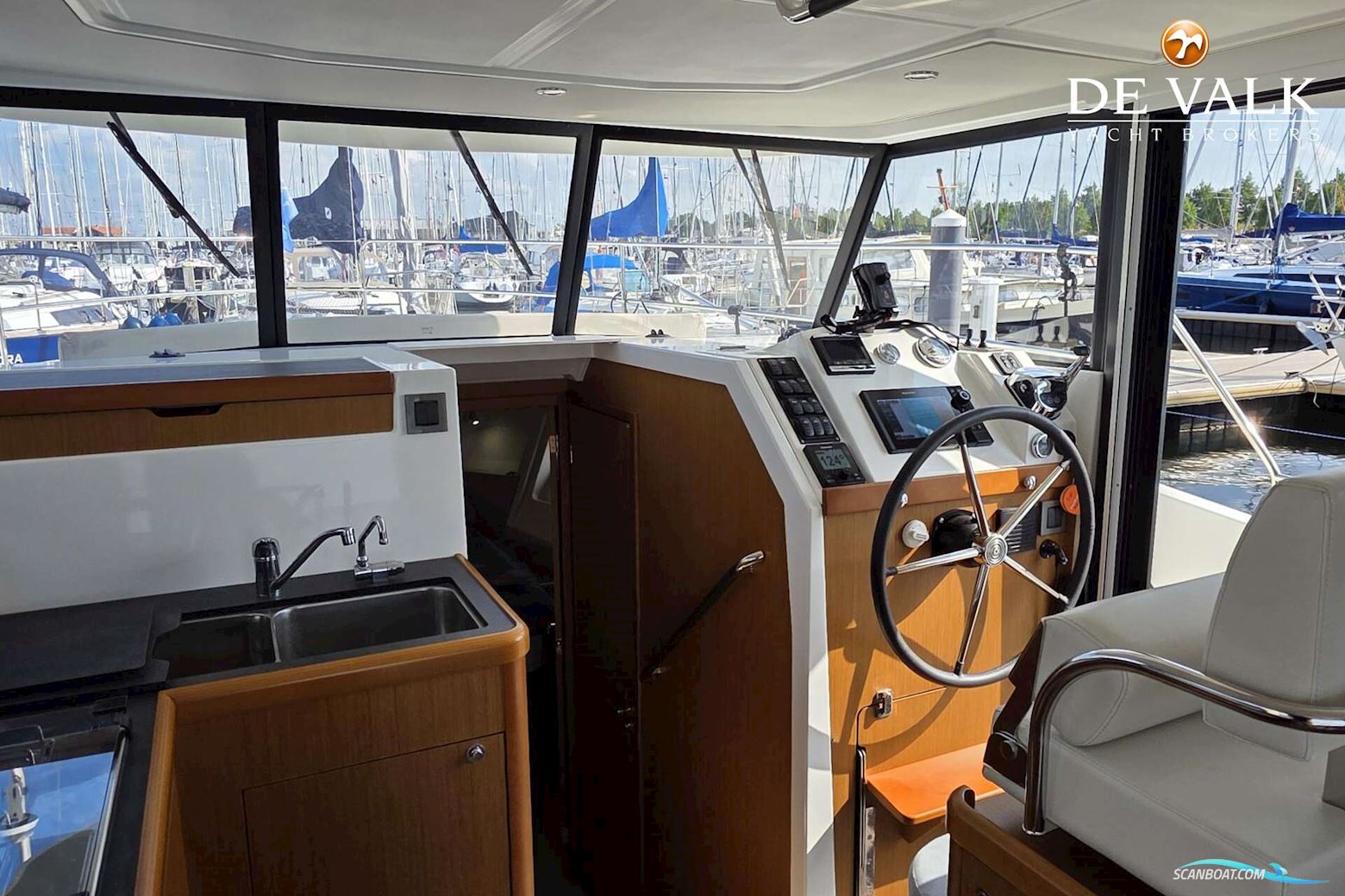 Beneteau Swift Trawler 35