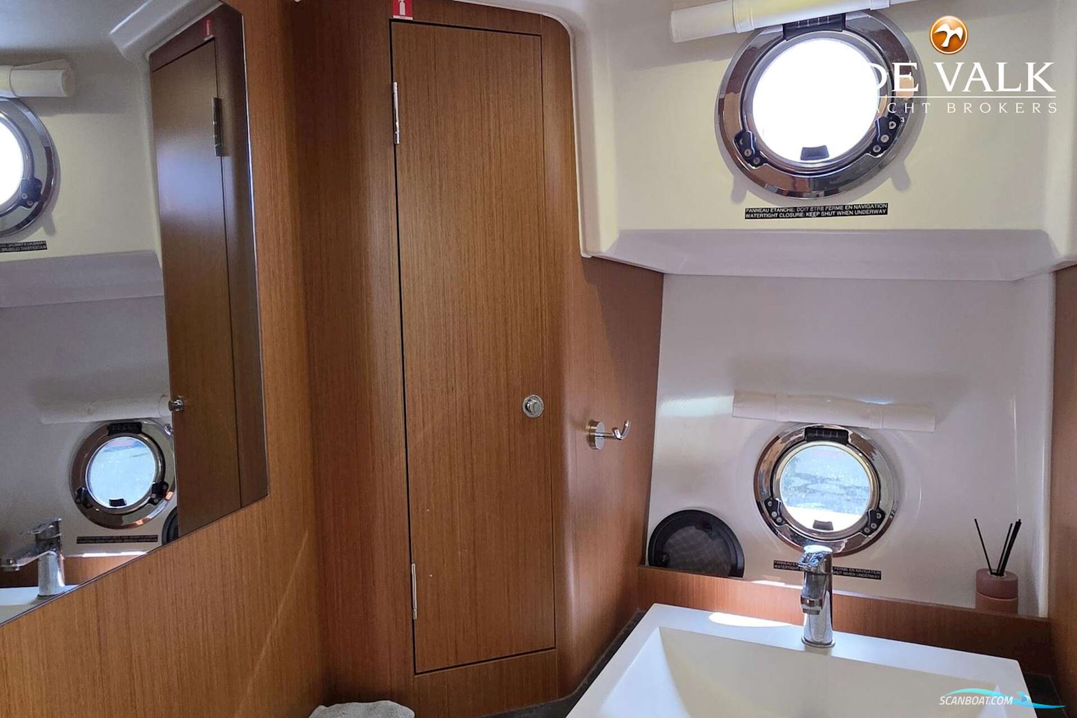 Beneteau Swift Trawler 35