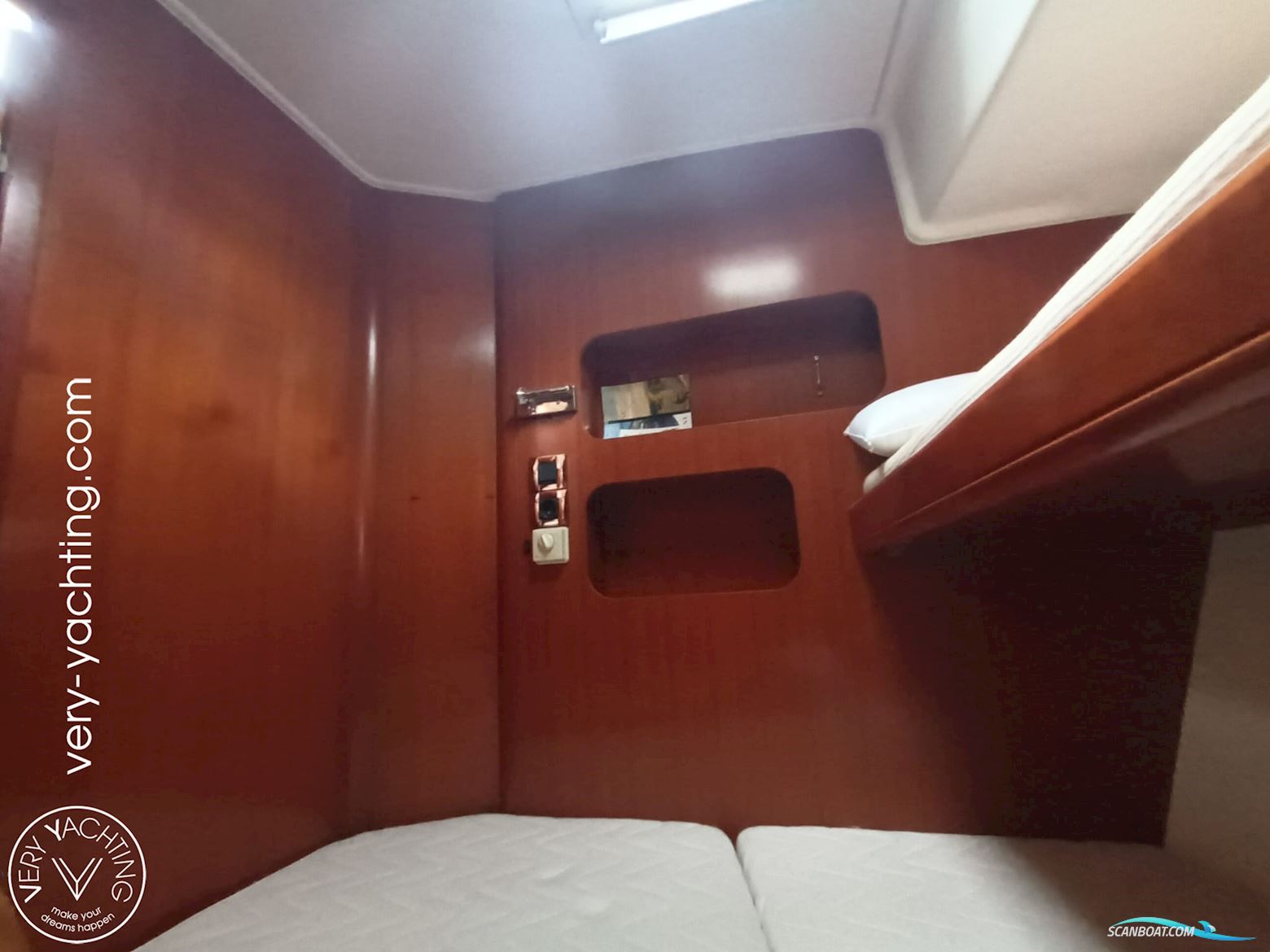 Beneteau Swift trawler 42