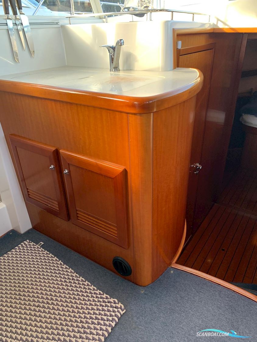 Beneteau Swift Trawler 42