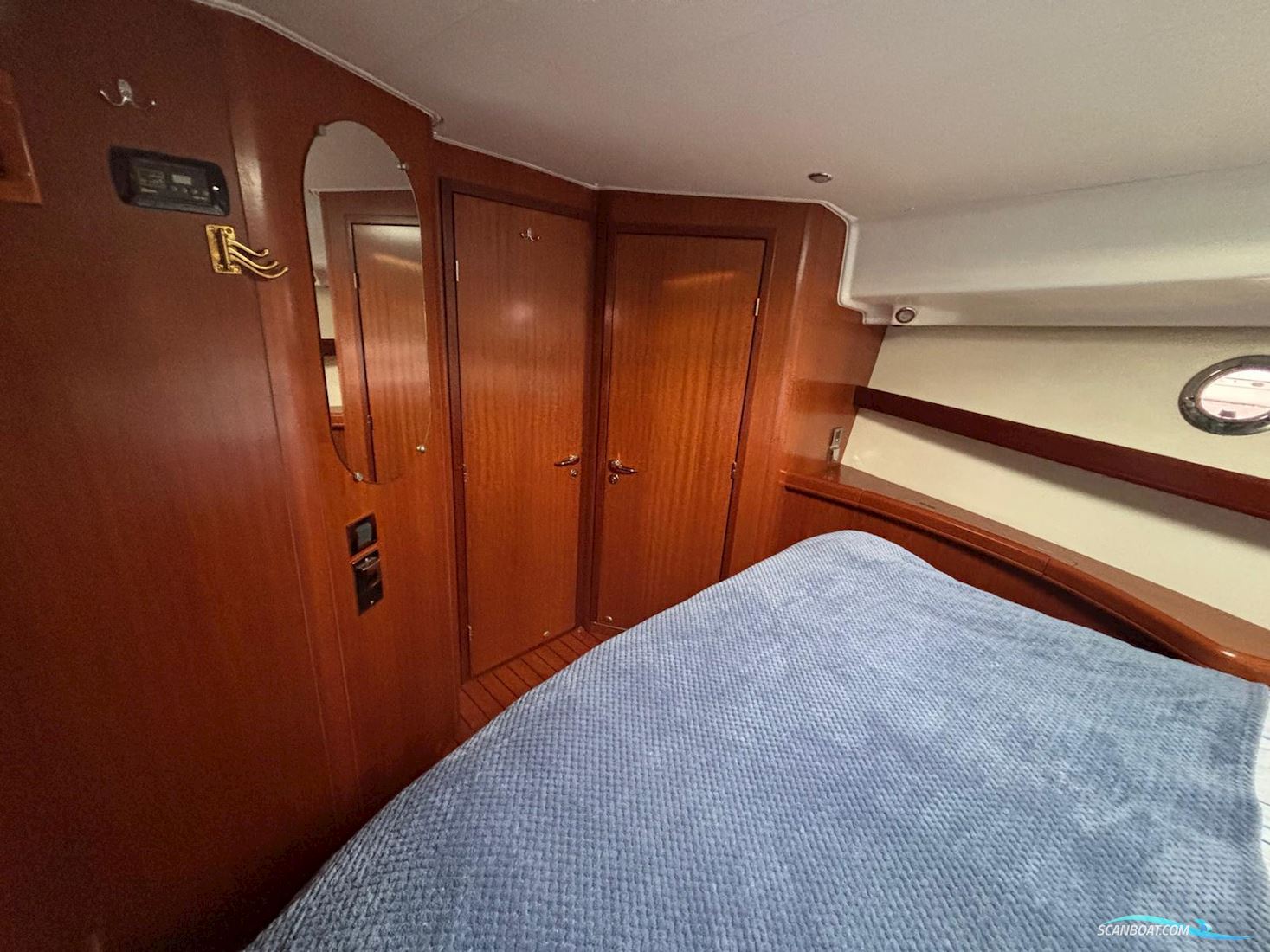 Beneteau Swift Trawler 42