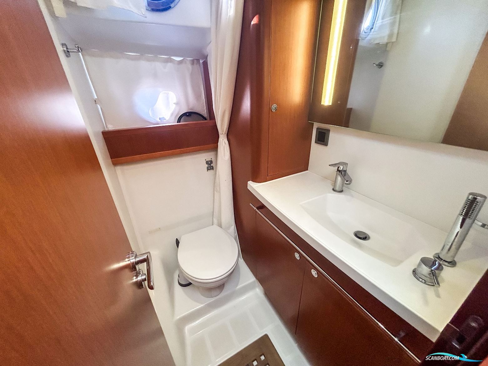 Bénéteau Swift Trawler 44