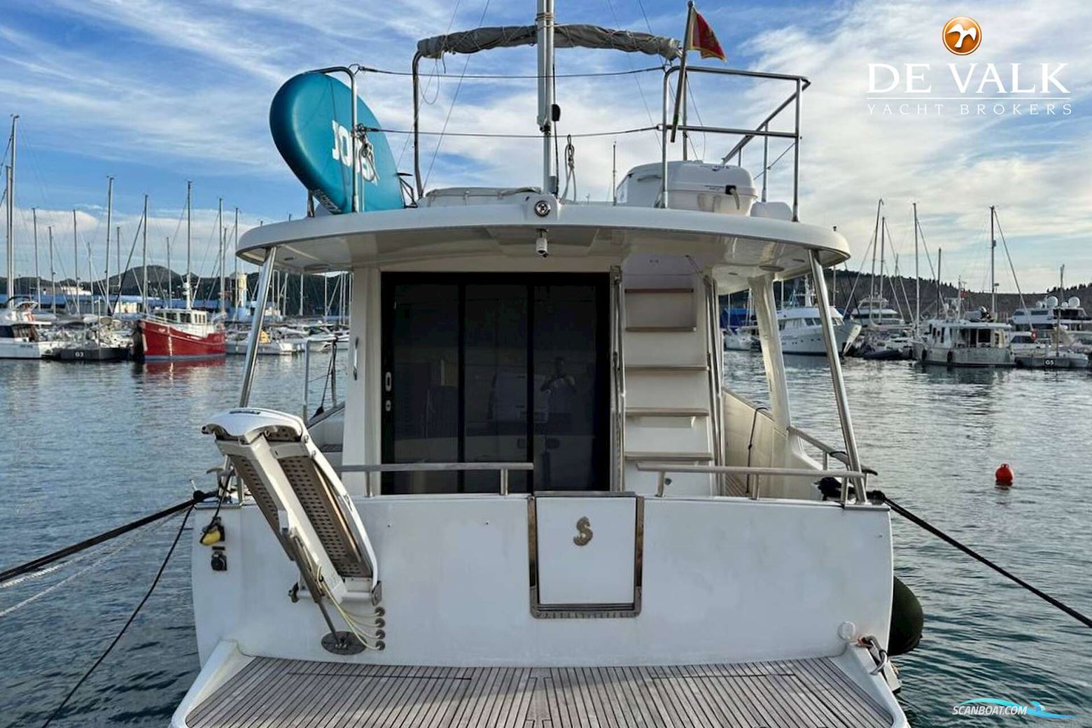 Beneteau Swift Trawler 44