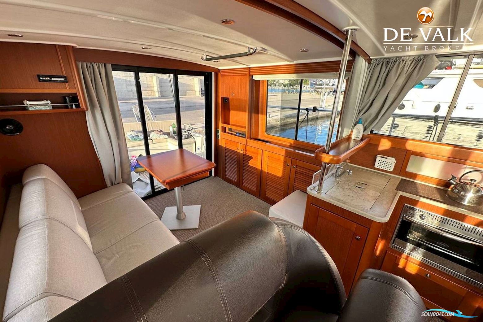 Beneteau Swift Trawler 44