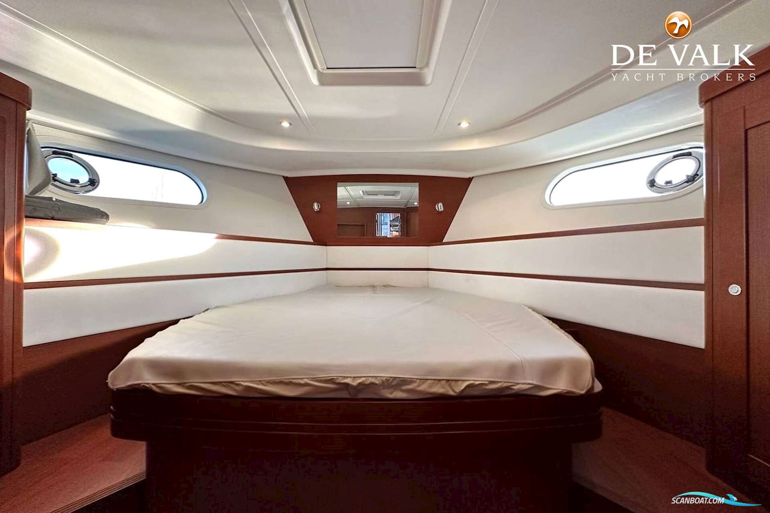 Beneteau Swift Trawler 44