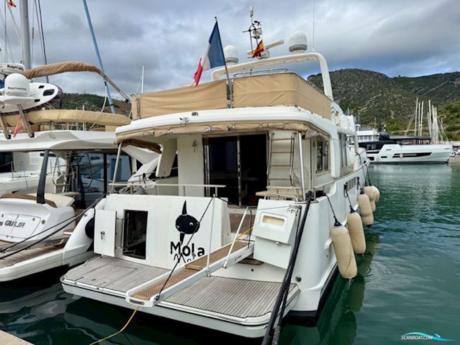 Beneteau Swift Trawler 52