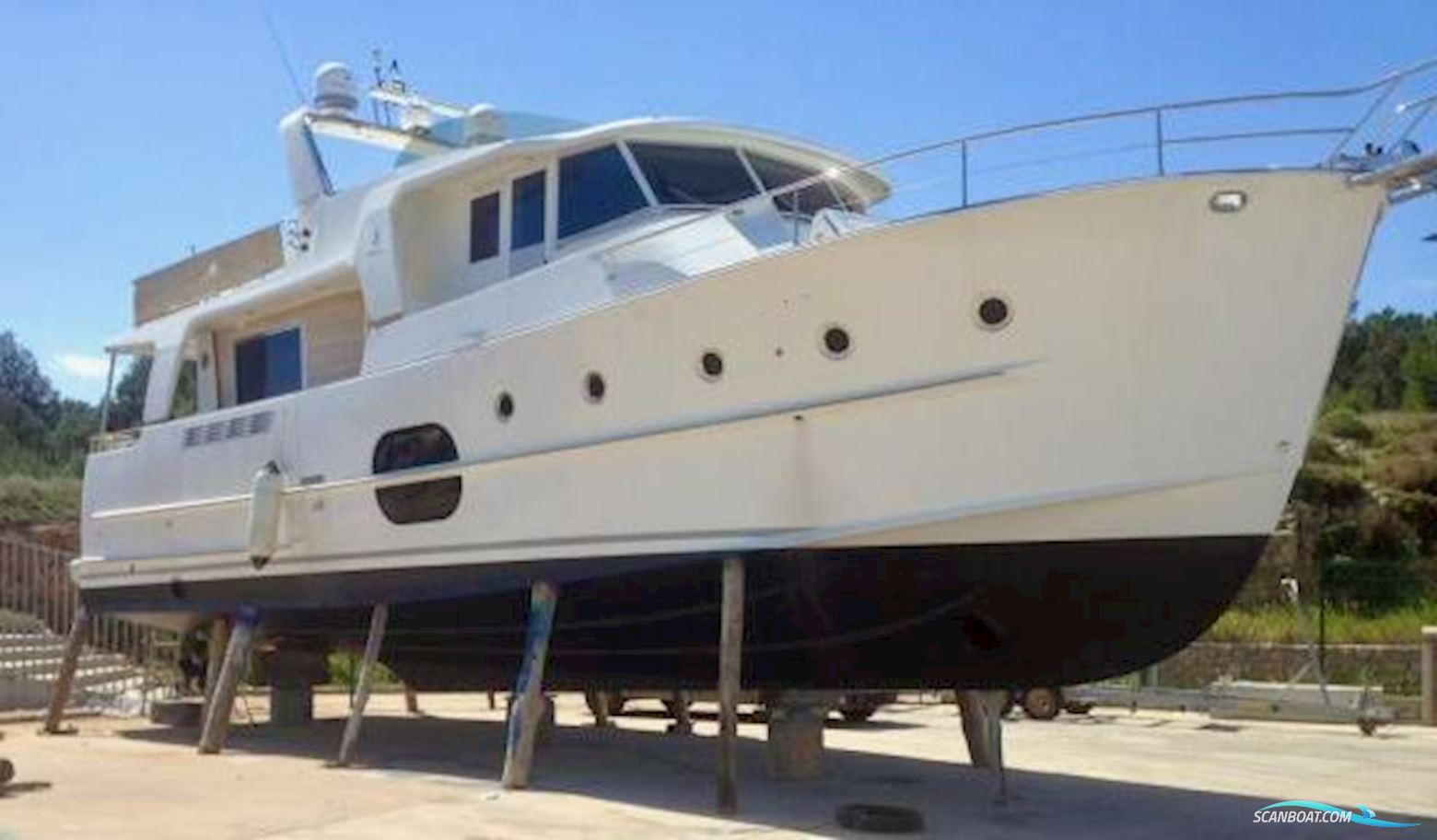 Beneteau Swift Trawler 52