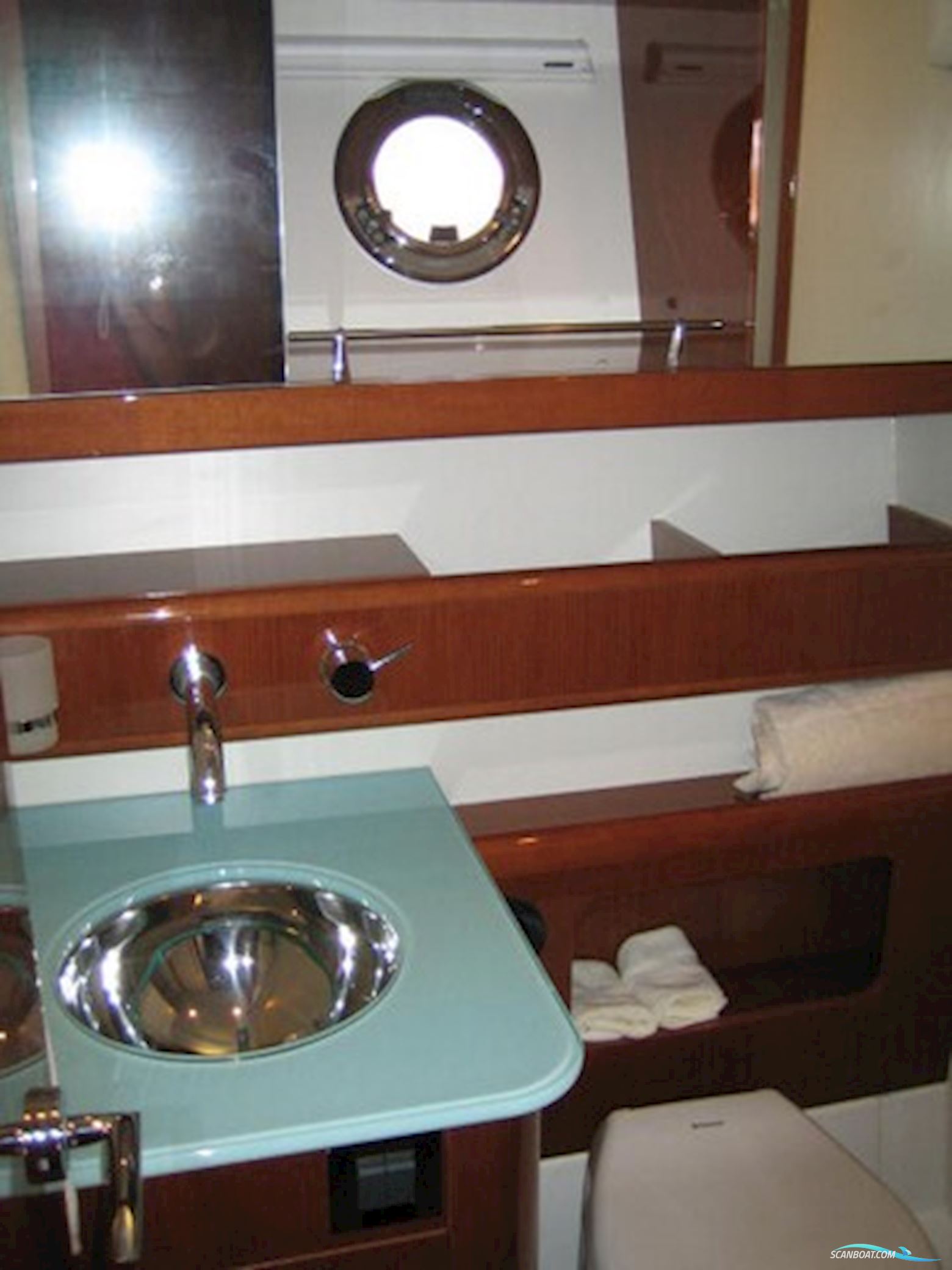 Beneteau Swift Trawler 52