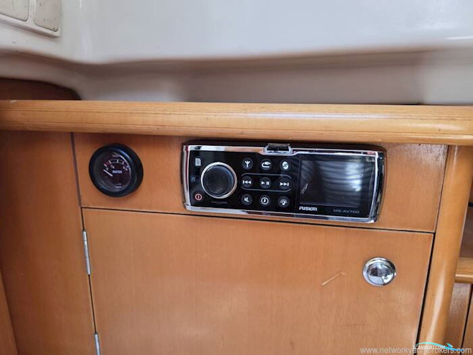 Beneteau Viva 920